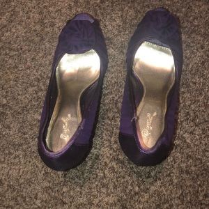 Women’s dress shoes